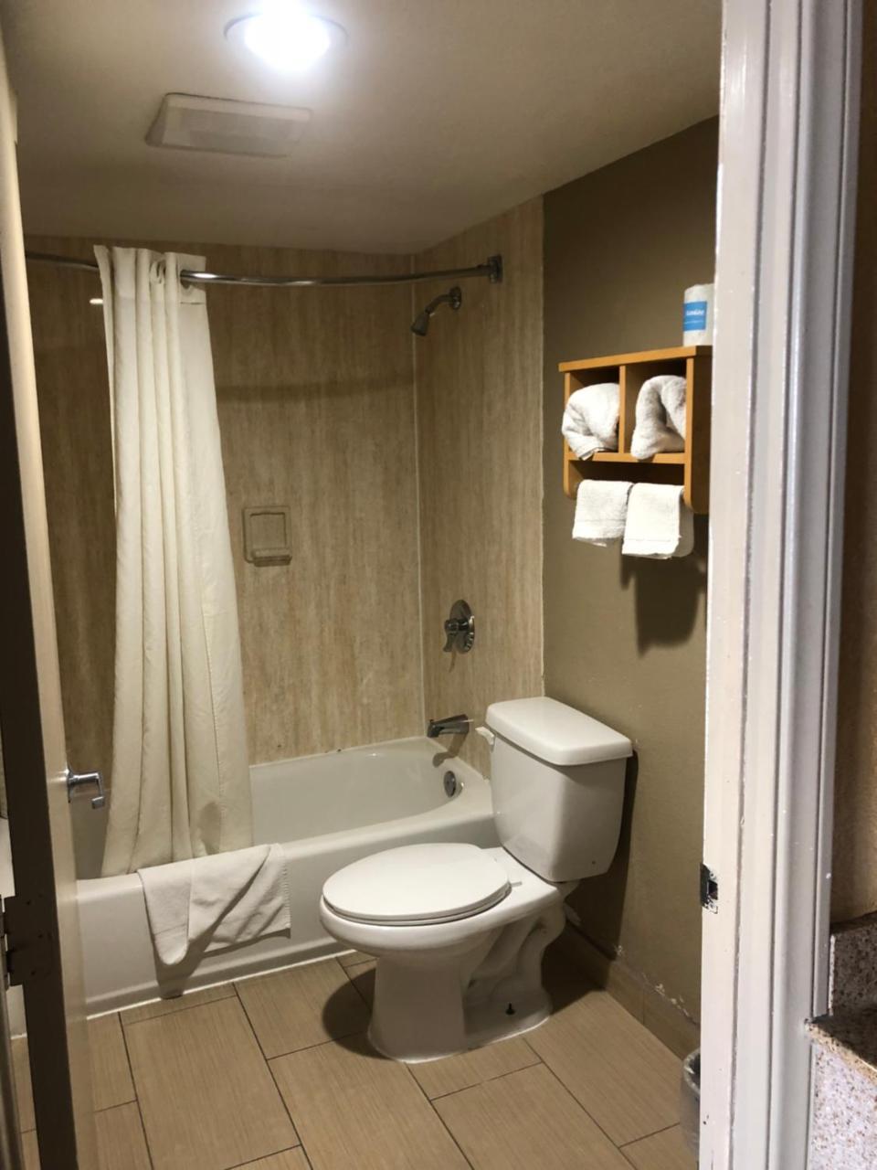 Northgate Motel Ель-Кахон Екстер'єр фото